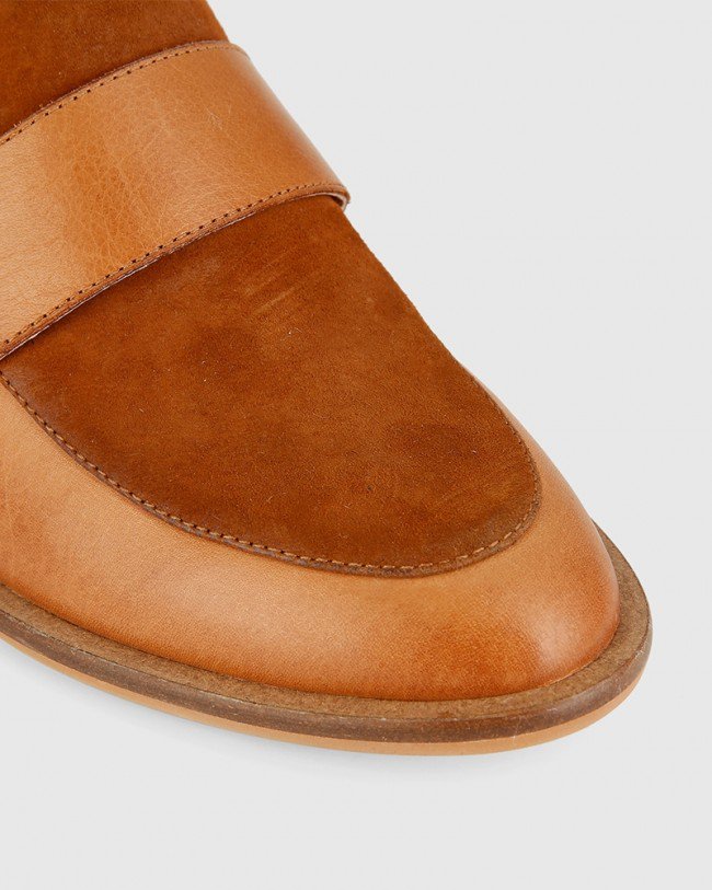 Wittner Fallon Tobacco Leather Almond Toe Loafer