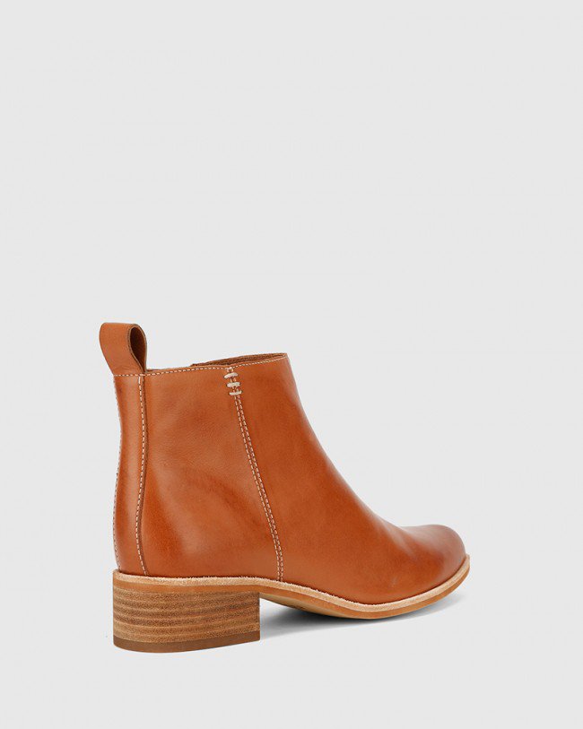 Wittner Glover Brandy Leather Flat Almond Toe Ankle Boot
