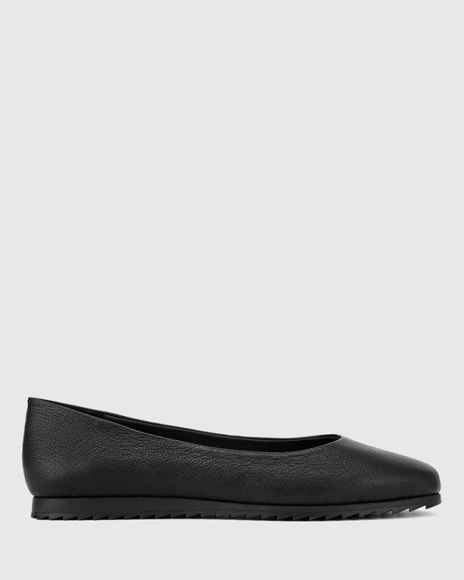 Wittner Bindi Black Leather Round Toe Slip On Flat