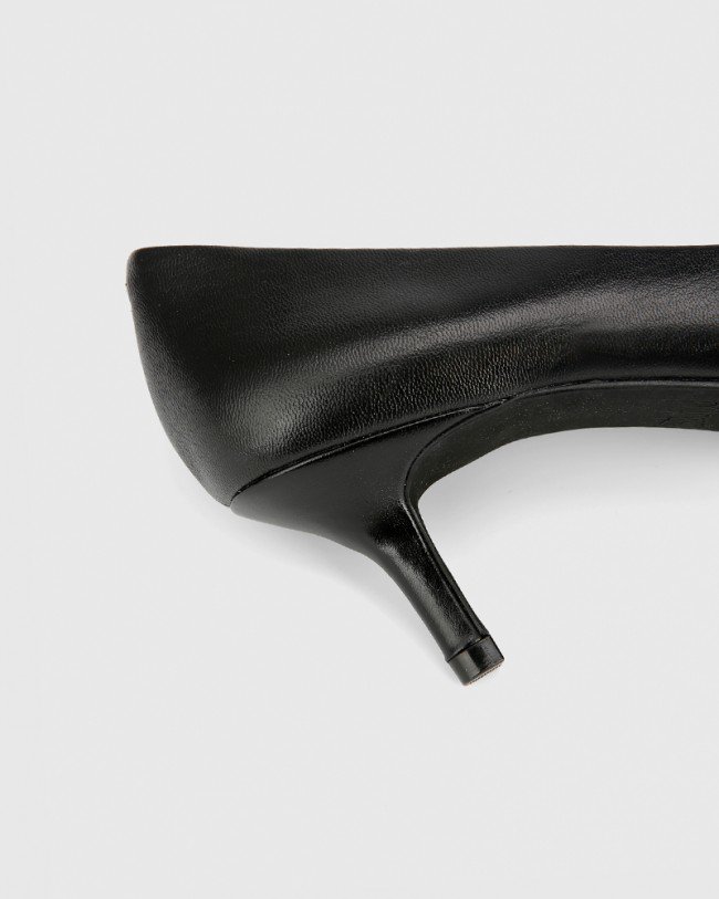 Wittner Natasha Black Leather Bow Detail Kitten Heel