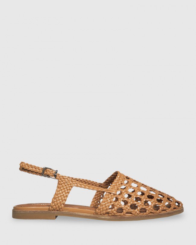 Wittner Amora Tan Weave Closed Toe Flat