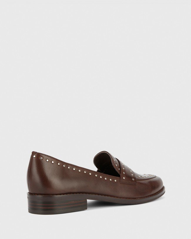 Wittner Emelian Chocolate Leather Stud Detail Loafer