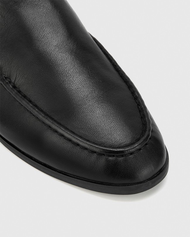 Wittner Anzel Black Leather Almond Toe Flat Mule