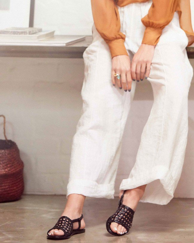 Wittner Izar Black Weave Flat Sandal