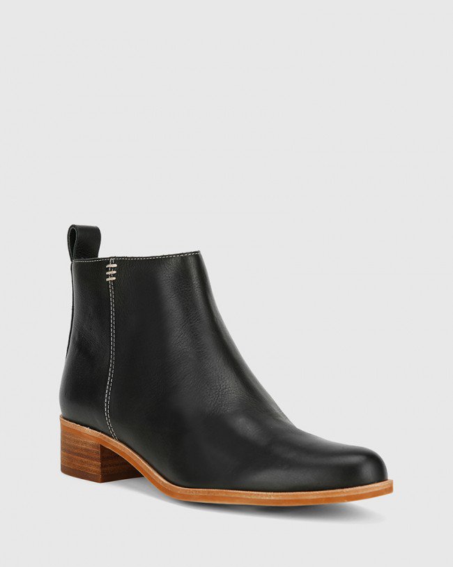 Wittner Glover Black Leather Flat Almond Toe Ankle Boot