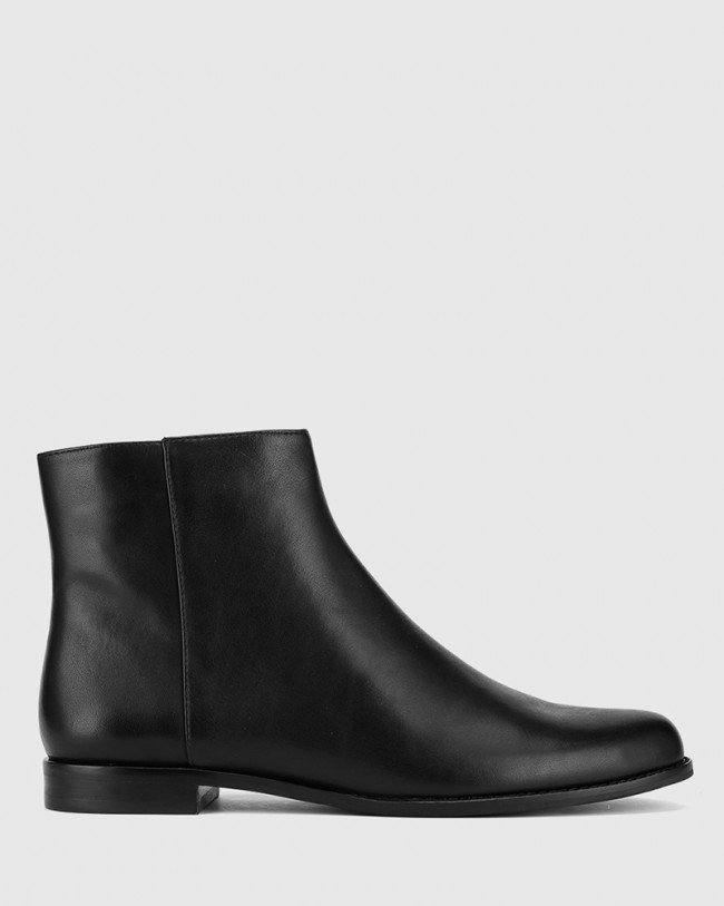 Wittner Brenson Black Leather Low Ankle Boot
