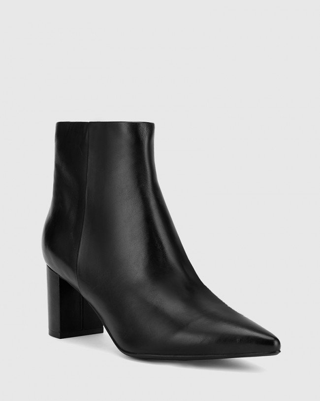 Wittner Deja Black Leather Block Heel Point Toe Ankle Boot