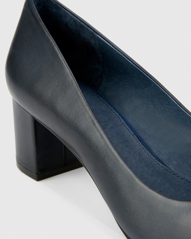 Wittner Liona Navy Leather Pointed Toe Mid Heel