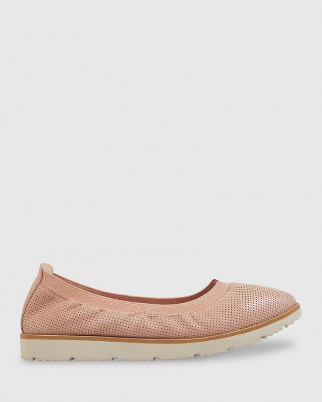 Wittner Glennis Cameo Leather Perforated Elasticated Ballet Flat