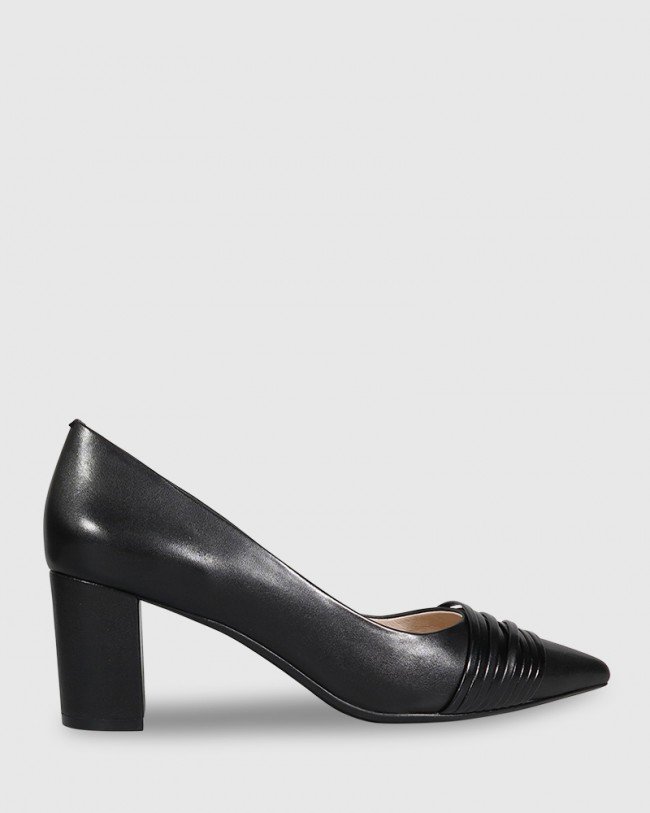 Wittner Darlin Black Leather Block Heel