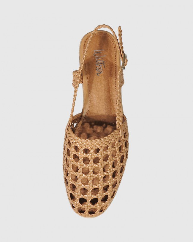 Wittner Amora Tan Weave Closed Toe Flat