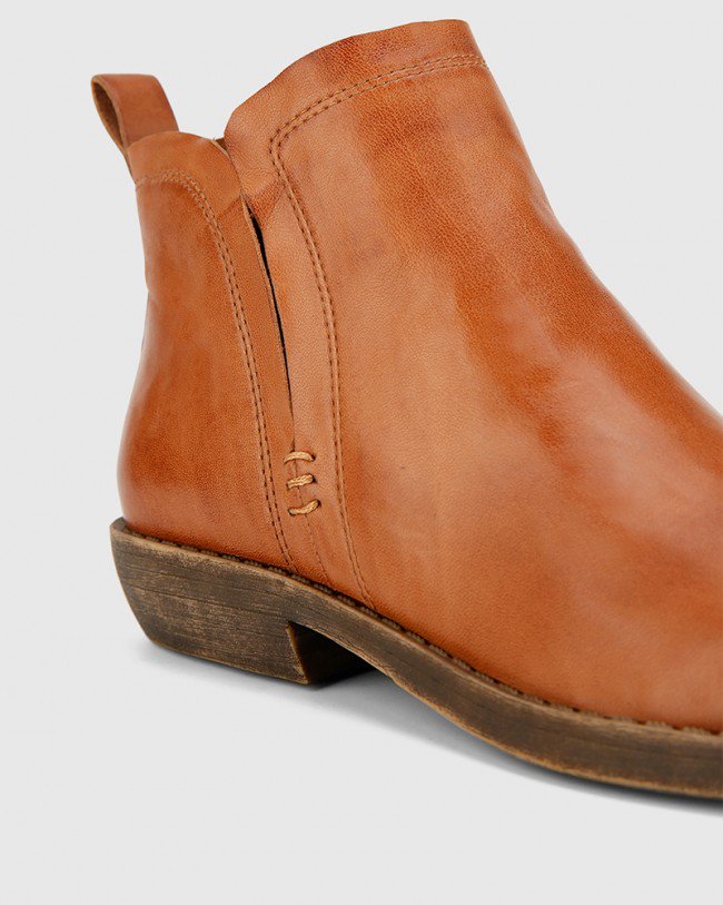 Wittner Dan Brandy Nappa Leather Round Toe Ankle Boot