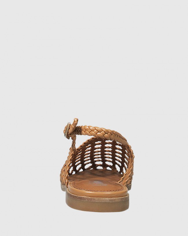 Wittner Amora Tan Weave Closed Toe Flat