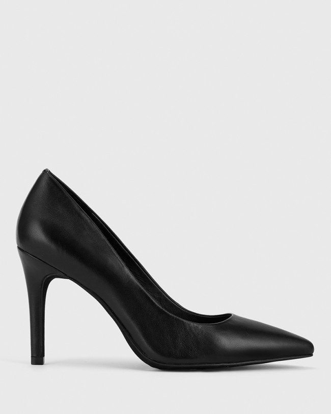 Wittner Harman Black Leather Pointed Toe Stiletto Heel