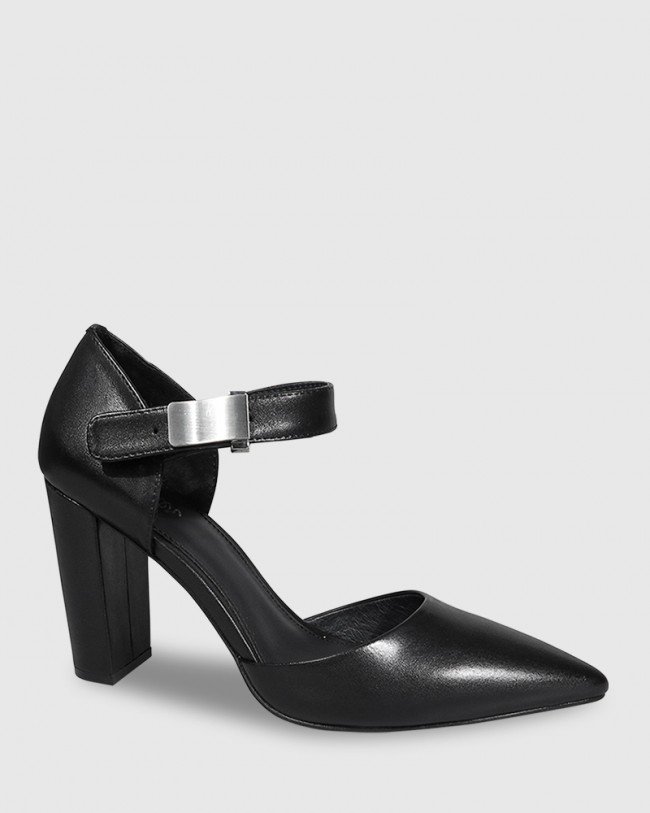 Wittner Heide Black Leather Pointed Toe Block Heel