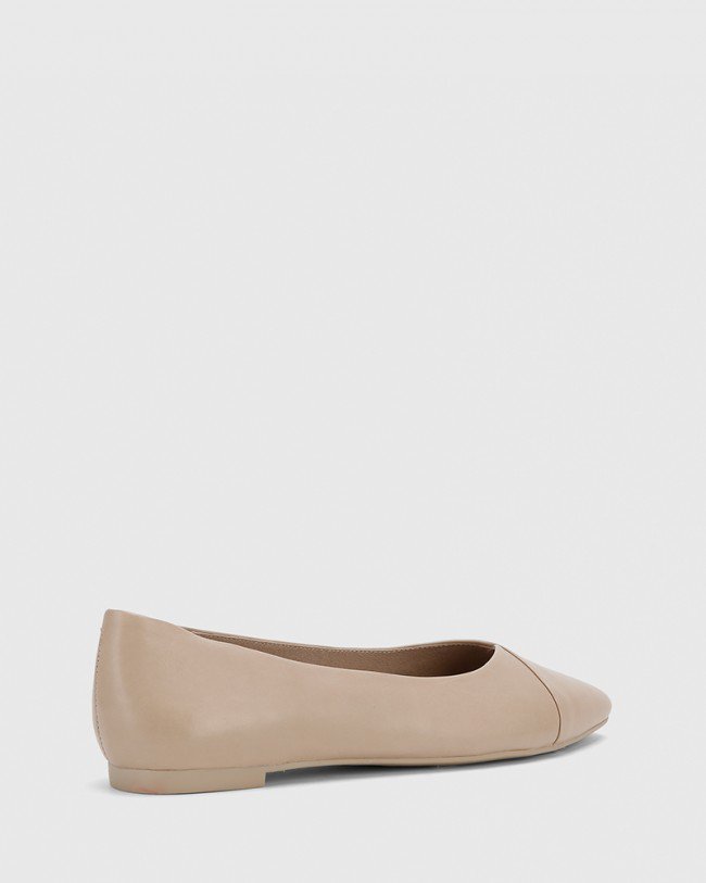 Wittner Emely Light Oyster Leather Almond Toe Slip On Flat