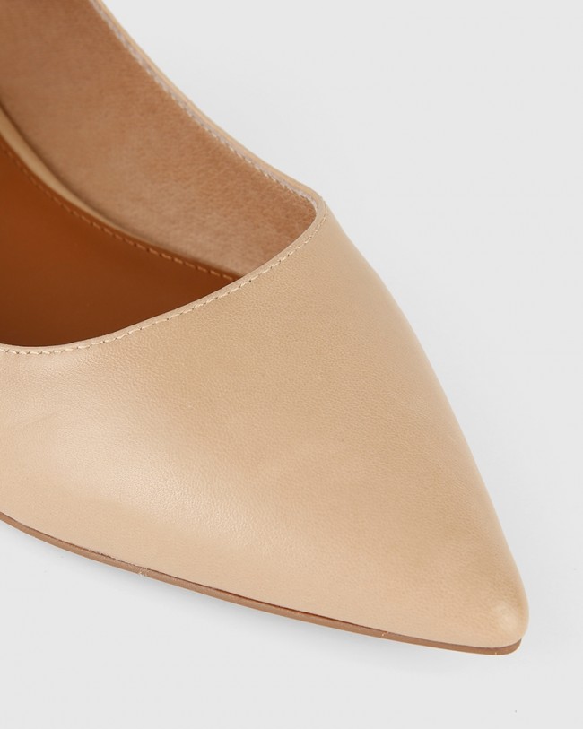 Wittner Manda Nude Leather Pointed Toe Flat