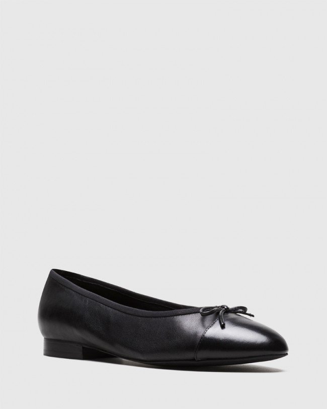 Wittner Annie Black Leather Toe Cap Detail Ballet Flat