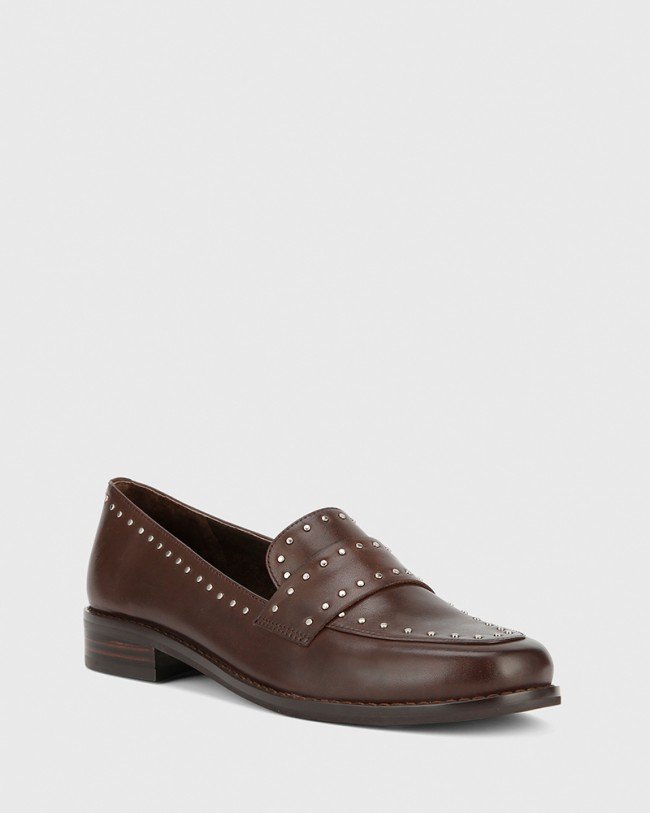Wittner Emelian Chocolate Leather Stud Detail Loafer