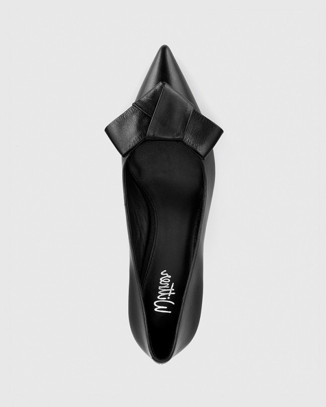 Wittner Natasha Black Leather Bow Detail Kitten Heel