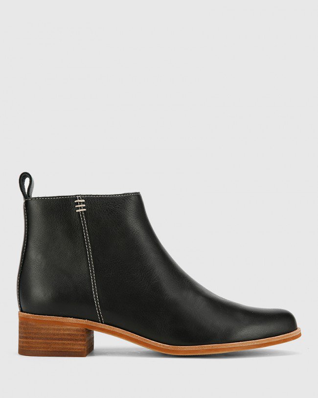 Wittner Glover Black Leather Flat Almond Toe Ankle Boot