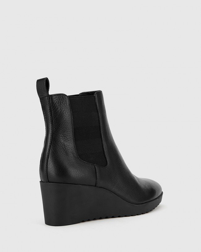 Wittner Patt Black Leather Wedge Round Toe Ankle Boot