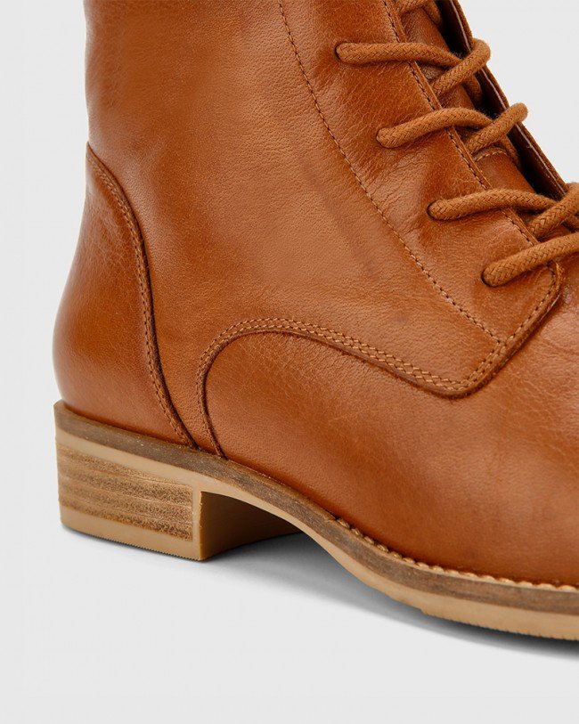 Wittner Carver Cognac Leather Lace Up Flat Ankle Boot