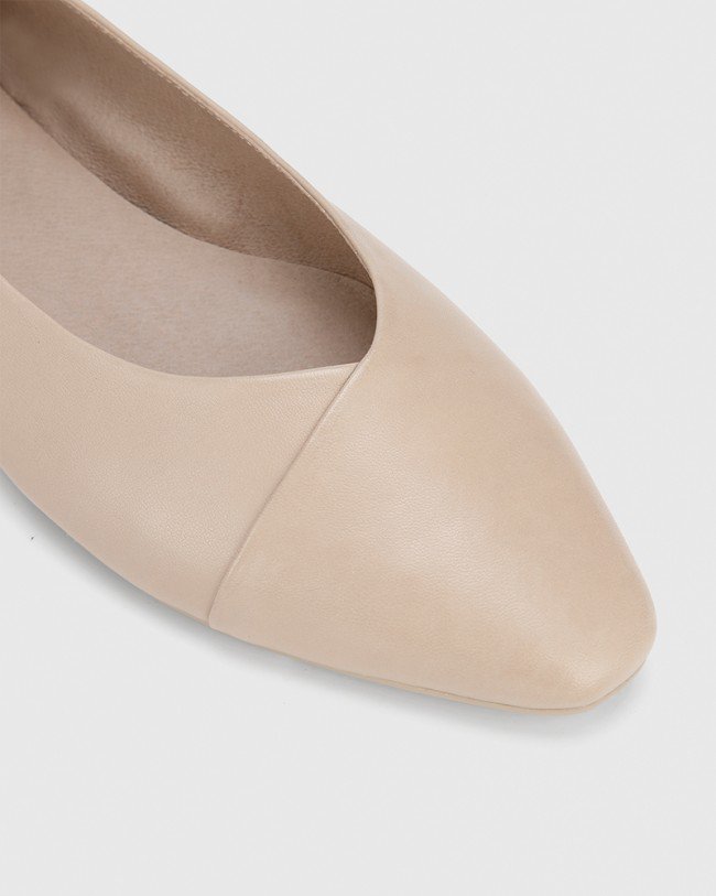 Wittner Emely Light Oyster Leather Almond Toe Slip On Flat