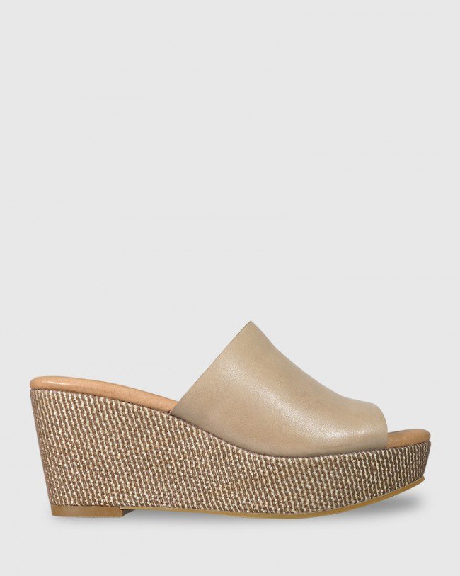 Wittner Henrietta Nude Leather Woven Detail Wedge