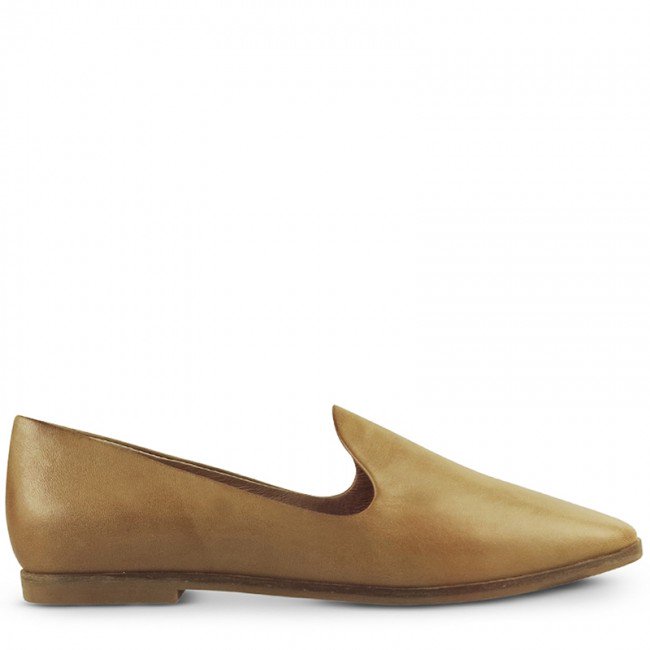 Wittner Alpine Camel Leather Pointed Toe Flat