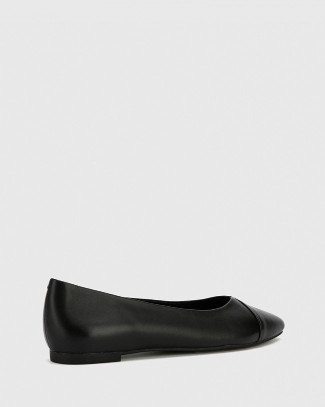 Wittner Emely Black Leather Almond Toe Slip On Flat