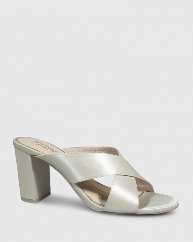 Wittner Ivette Cream Satin Block Heel Mule
