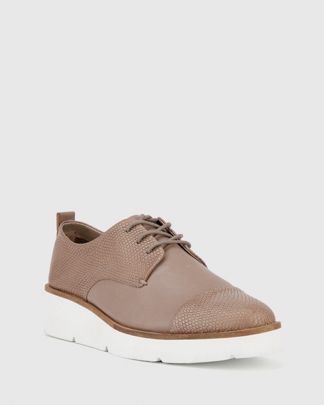 Wittner Jedd Stone Leather Embossed Toe Cap Flatform Lace Up Brogue