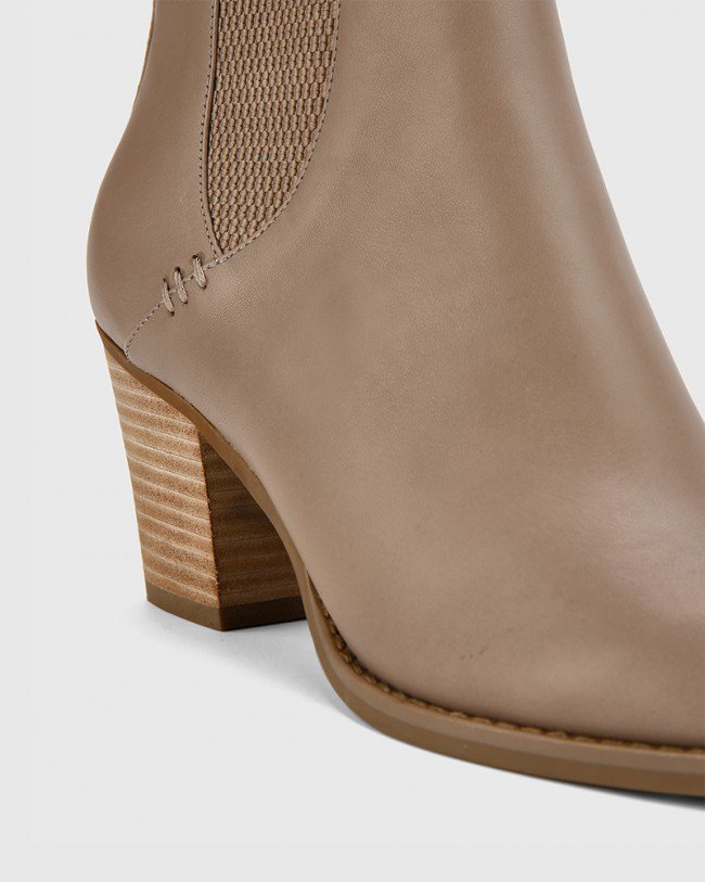Wittner Kessie Stone Leather Round Toe Stack Heel Ankle Boot
