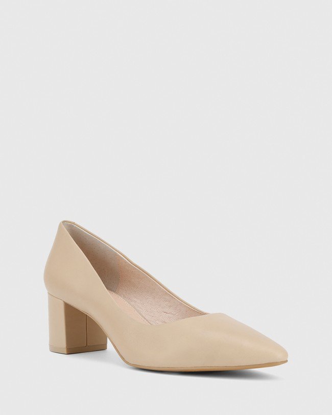 Wittner Liona Honey Leather Pointed Toe Mid Heel