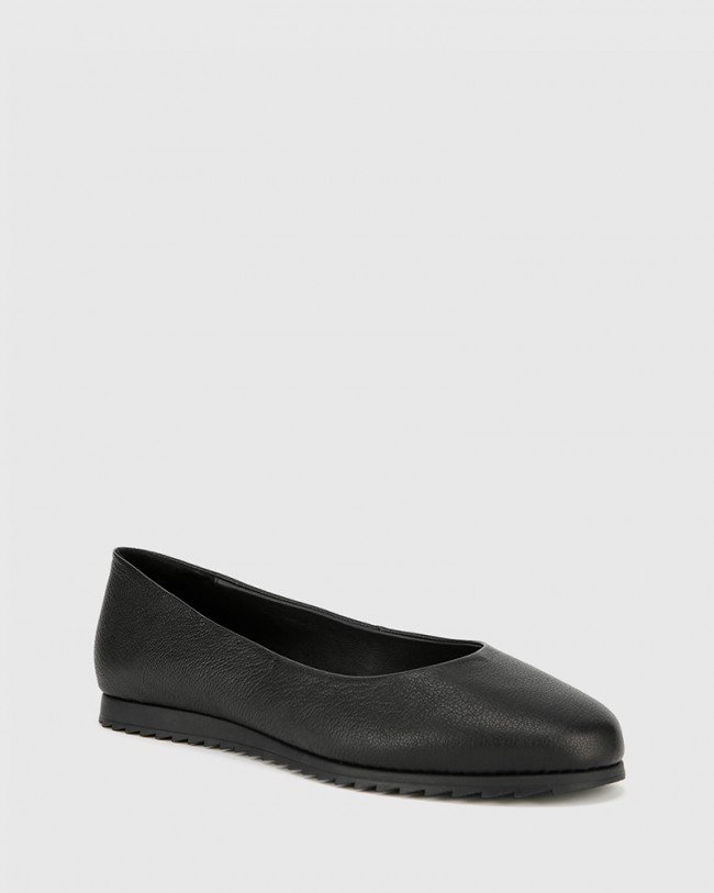 Wittner Bindi Black Leather Round Toe Slip On Flat