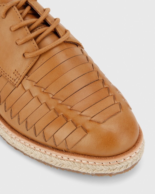 Wittner Maiya Tan Burnished Leather Lace Up Flat