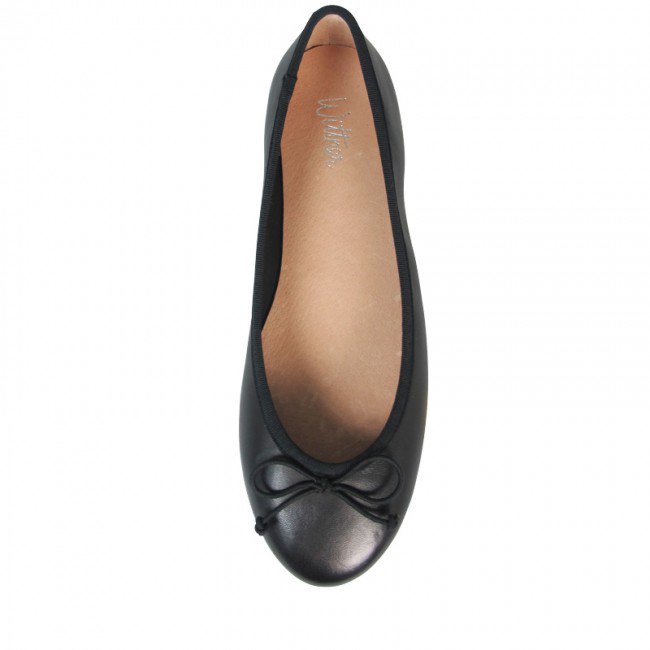 Wittner Collies Black Leather Ballet Flat