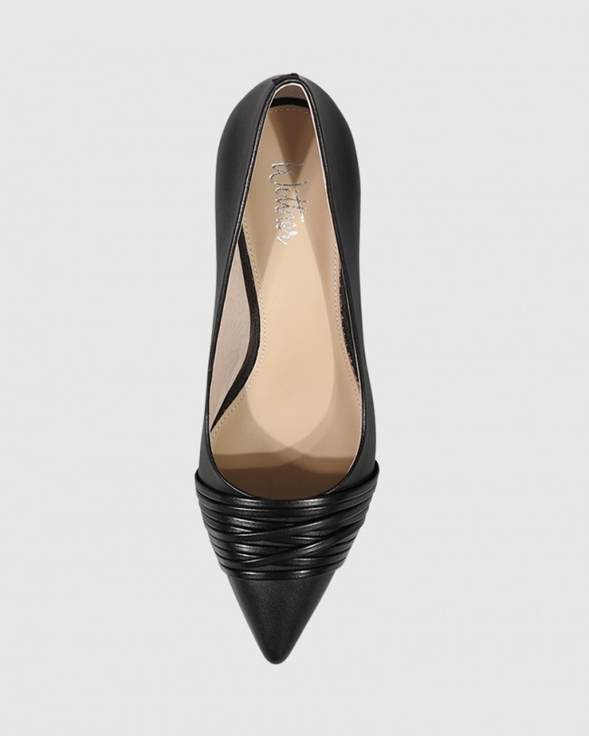 Wittner Darlin Black Leather Block Heel