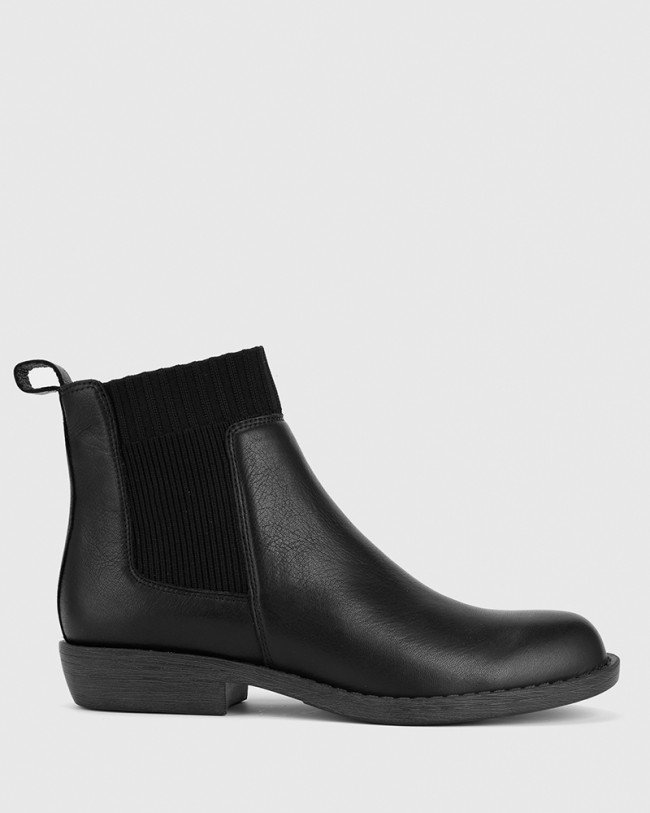 Wittner Deegan Black Leather Gusset Round Toe Ankle Boot