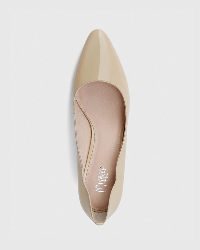 Wittner Lynn Honey Patent Almond Toe Block Heel