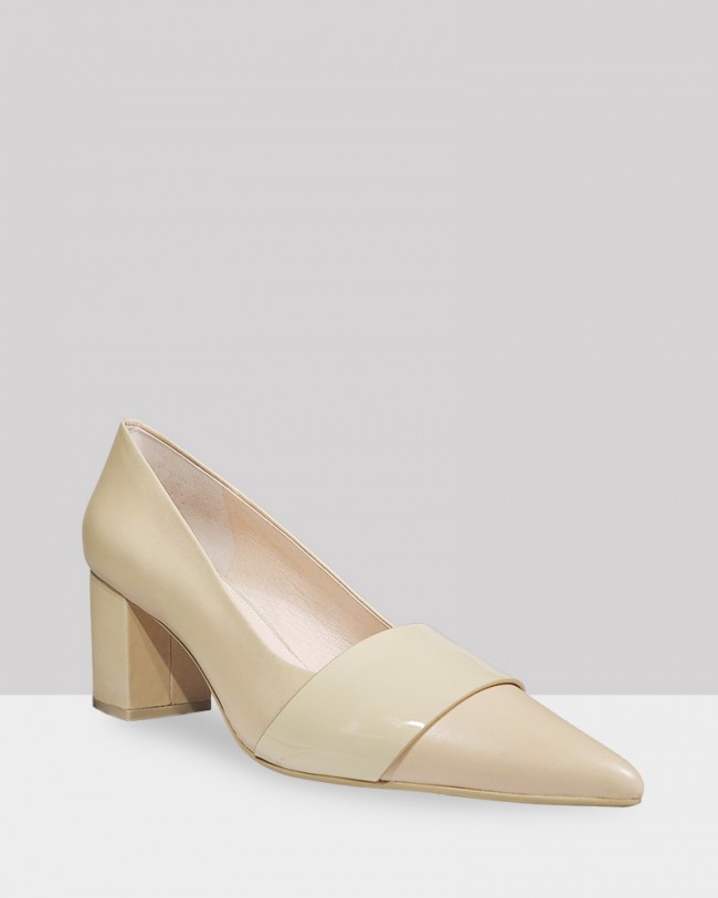 Wittner Danko Honey Leather Pointed Toe Block Heel