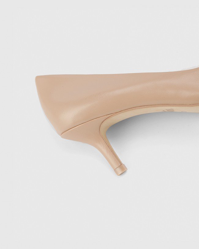 Wittner Natasha Nude Leather Bow Detail Kitten Heel