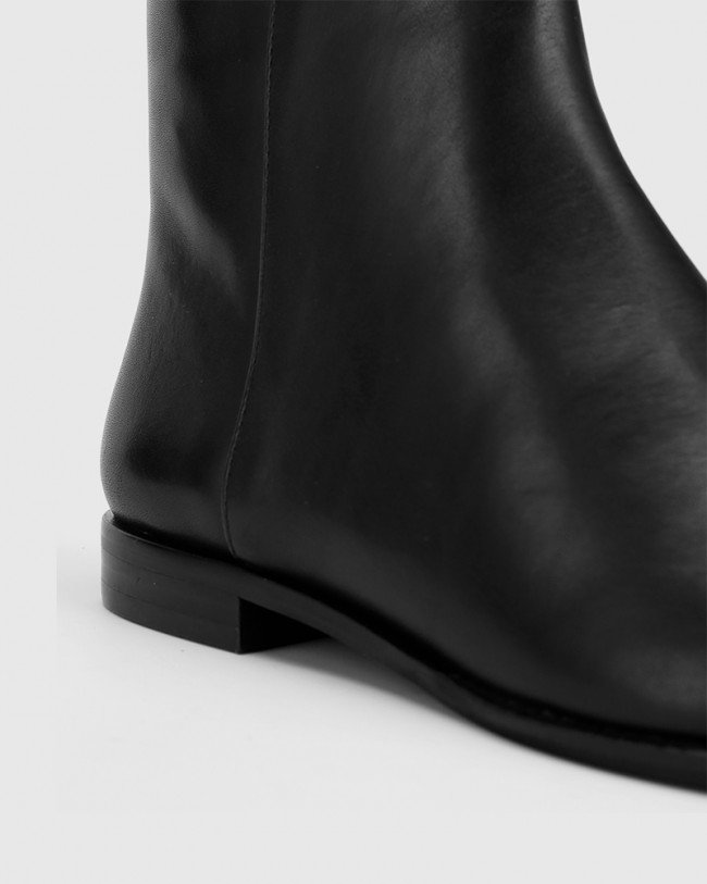Wittner Brenson Black Leather Low Ankle Boot