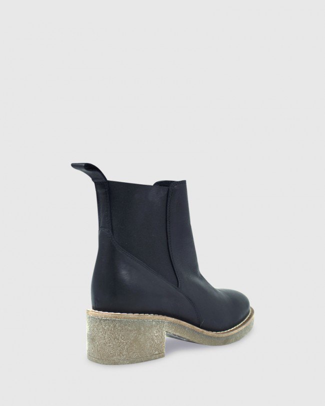 Wittner Kalinda Black Leather Stretch Round Toe Block Heel Ankle Boot