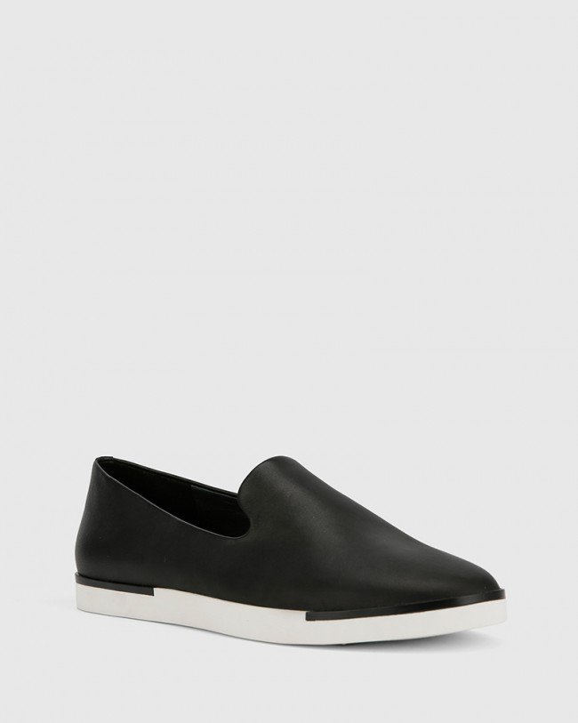 Wittner Adrian Black Leather Loafer