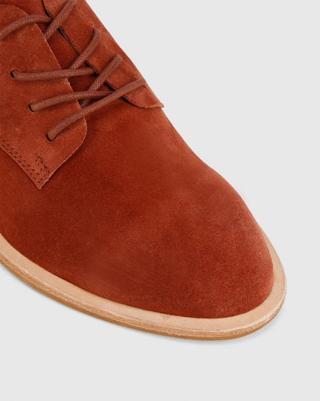 Wittner Fernanda Rust Suede Block Heel Almond Toe