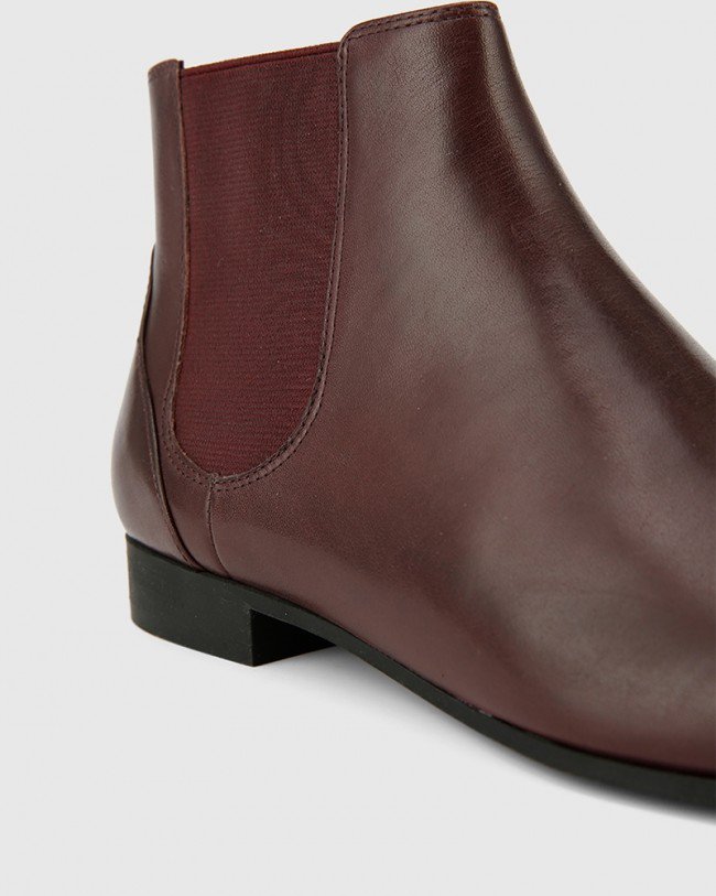 Wittner Daley Wine Leather Round Toe Double Gusset Ankle Boot
