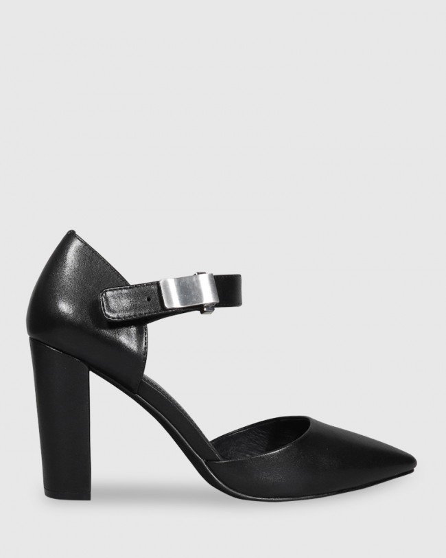Wittner Heide Black Leather Pointed Toe Block Heel