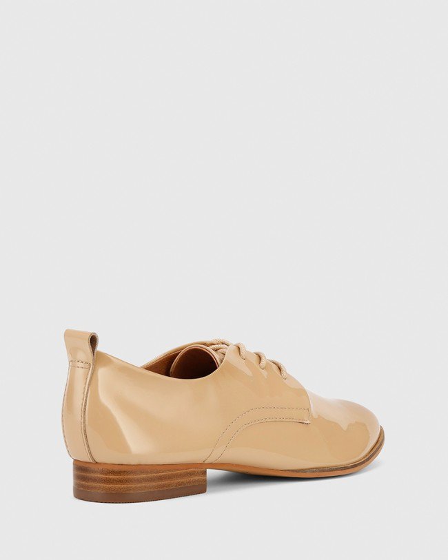 Wittner Dawes Nude Patent Brogue